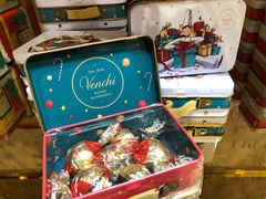 零售区-VENCHI 闻绮(北京国贸商城店)