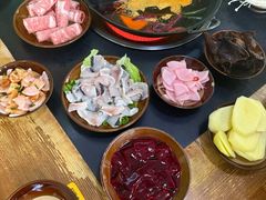 -重庆故事姊妹老火锅(财经学院店)