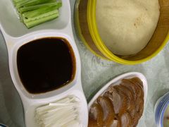 -六和聚传统烤鸭.天津菜(和平店)