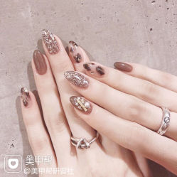 -Pink You美甲洗眉纹绣定制中心
