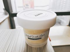 屿蓝冰淇淋-山与蓝·轻糖鲜果蛋糕(勒泰店)
