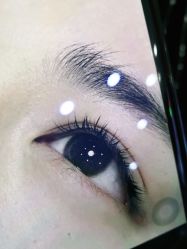 -吉吉靓甲美睫