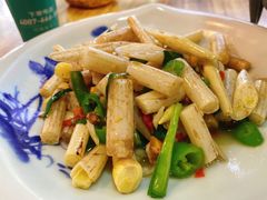 -湘聚南县土菜馆(龙山二路店)