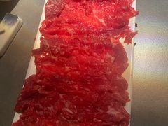 -伴山牛贵州黄牛肉火锅·苗疆非遗艺术餐厅(上海首店)
