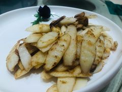 山药炒松茸-将相和·海鲜蒸饺大连菜