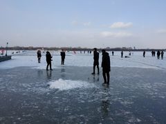 -人民防洪胜利纪念塔