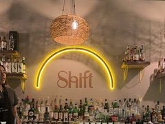 -Shift cocktail bar鸡尾酒吧