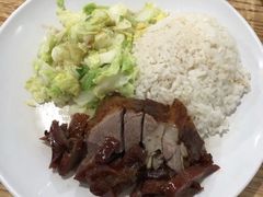 叉烧饭-粤味轩快餐店(天下第一泉店)