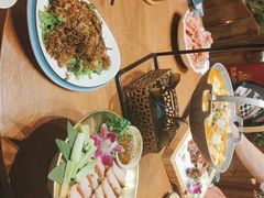 -老滇山寨•云南特色菜•地方菜•民族风情歌舞表演(金碧店)