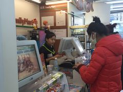 -全家便利店(东直门店)