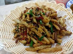 -江城燕子大排档(江汉路步行街店)