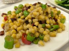 -江城燕子大排档(江汉路步行街店)