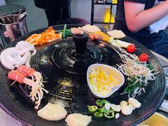 -豚豚家돈돈가韩国锅盖烤肉(新北万达店)