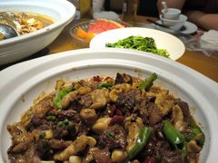 -黄泥岗·地道湖北菜(奥特莱斯店)