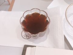手冲-茶是一枝花泡茶店