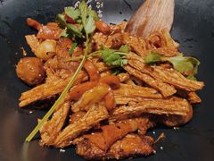 -风光老灶麻辣香锅(大成路翠微百货店)