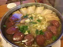 -闯关东东北农家菜(崂山石老人店)