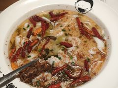-江渔儿酸菜鱼(奥园广场金发购物中心店)