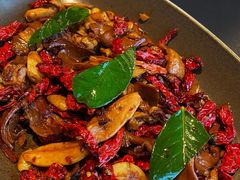 -泓0871臻选云南菜·味庄