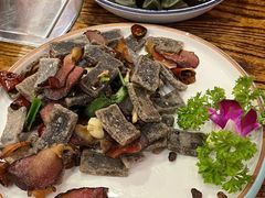 -亮欢寨酸汤鱼(沙冲路店)