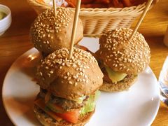 迷你黑松露汉堡-味德西餐音乐酒吧 Wade's Bar&Grill