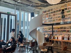 大堂-黑胶星球(华发中城商都店)