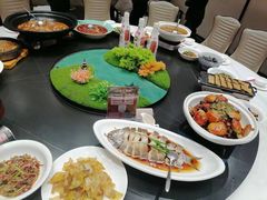 -鱼痴渔醉·食鲜集(月亮湾店)