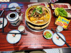 -沙胆彪炭炉牛杂煲(上海日月光广场店)