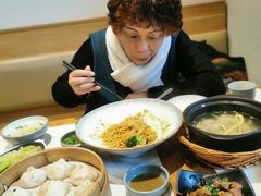 -馋三尺蟹粉小笼(人民广场店)