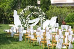 -花轿喜屋婚礼策划