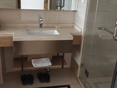 -兴芮温泉度假区