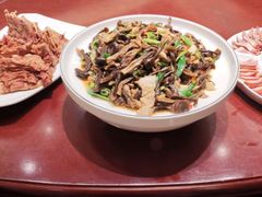 -吴记酱骨炖菜馆(康安路店)