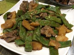 排骨焖豆角-东北农家饺子村(昌平路店)
