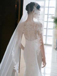 点击看大图 -Renee芮亦婚纱