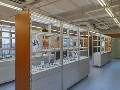 -无奔眼镜·蔡司·依视路授权店(马家堡店)