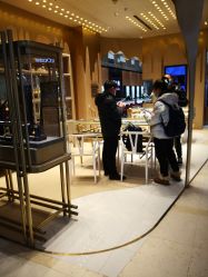 -周大福 CHOW TAI FOOK(新世界百货崇文店)