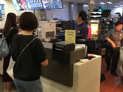 -麦当劳(中山公园龙之梦店)