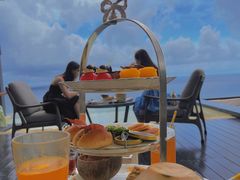 -瑰丽酒店·海吧·天际下午茶·现场DJ·天台酒吧