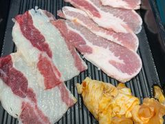 -烤路里·韩国品质自助烤肉(石路天虹4号店)