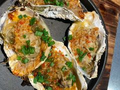 蒜蓉烤大生蚝-探鱼·鲜青椒爽麻烤鱼(银泰城店)