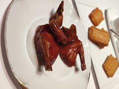 脆皮妙龄鸽-新荣记(建国门外大街店)