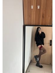 -+奈造型设计