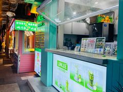 -三亚湾红树林度假酒店美食街
