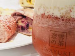 -奈雪的茶(湖滨银泰in77C区PRO店)