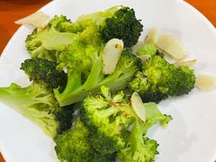 西兰花-银子铁板烧料理自助餐(人民广场店)