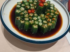 -八府香鸭·啫啫煲(华山路店)