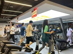 -超鹿运动(达信大厦店)