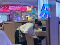 -海底捞火锅(杭州庆春路夜宵主题店)