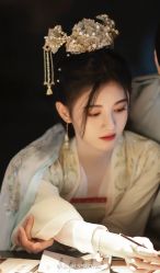 -HEYAN荷妍专业脱毛连锁机构