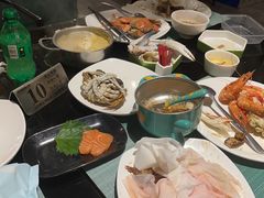 -梅园国际大酒店·自助餐厅(光明港店)